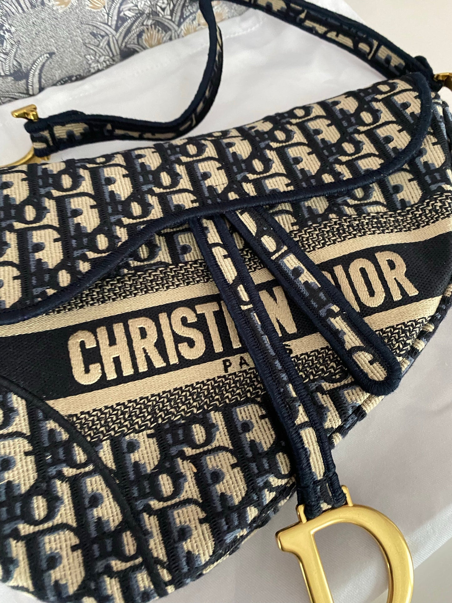Saddle Bag Oblique