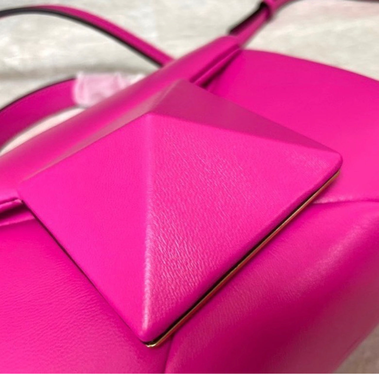 Mini One Stud Bag
