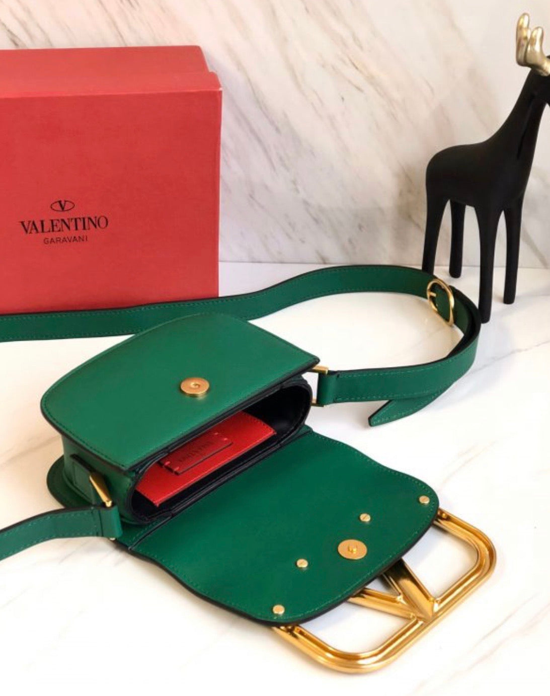 Supervee Small Crossbody