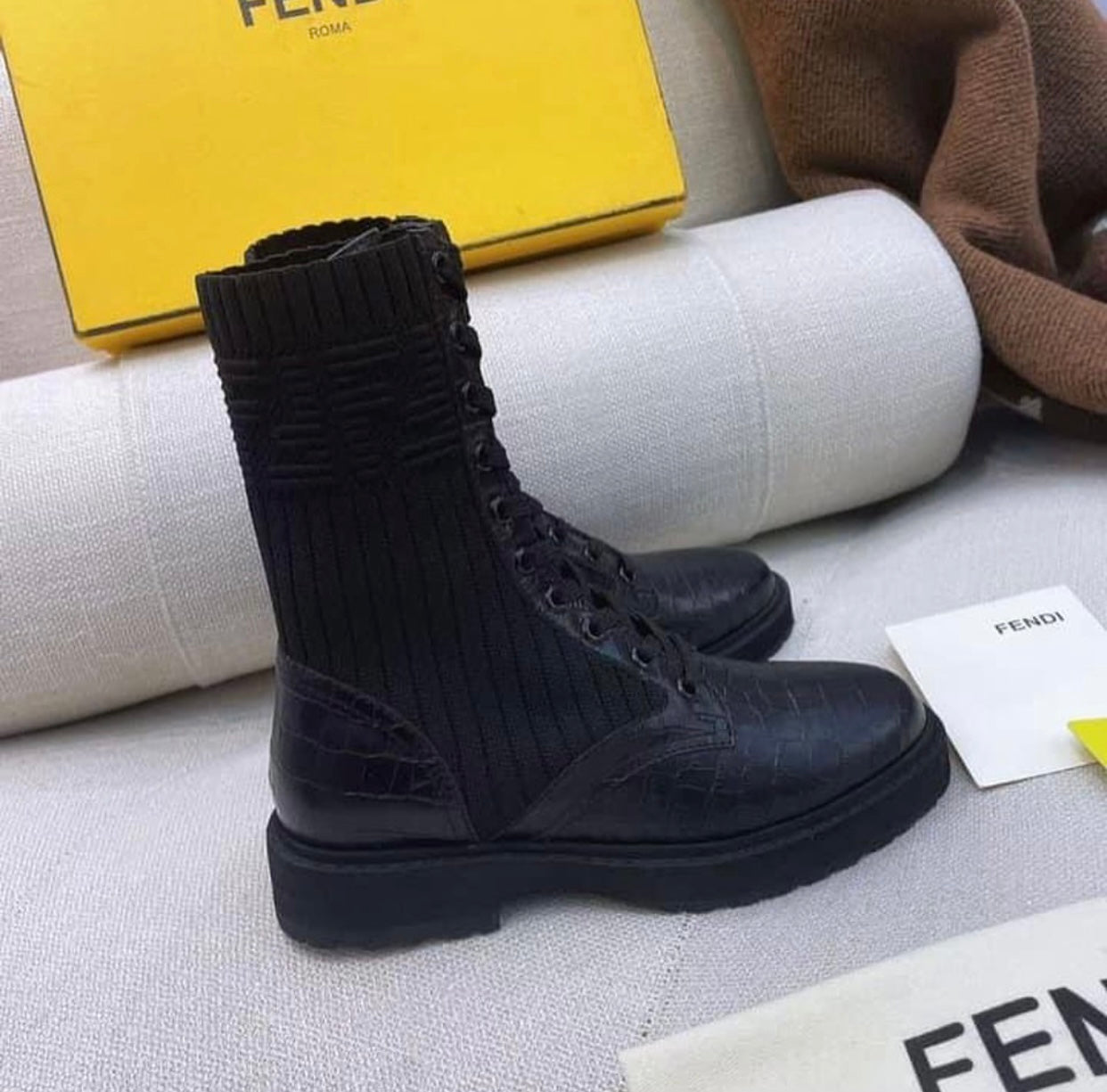 Rockoko Boots