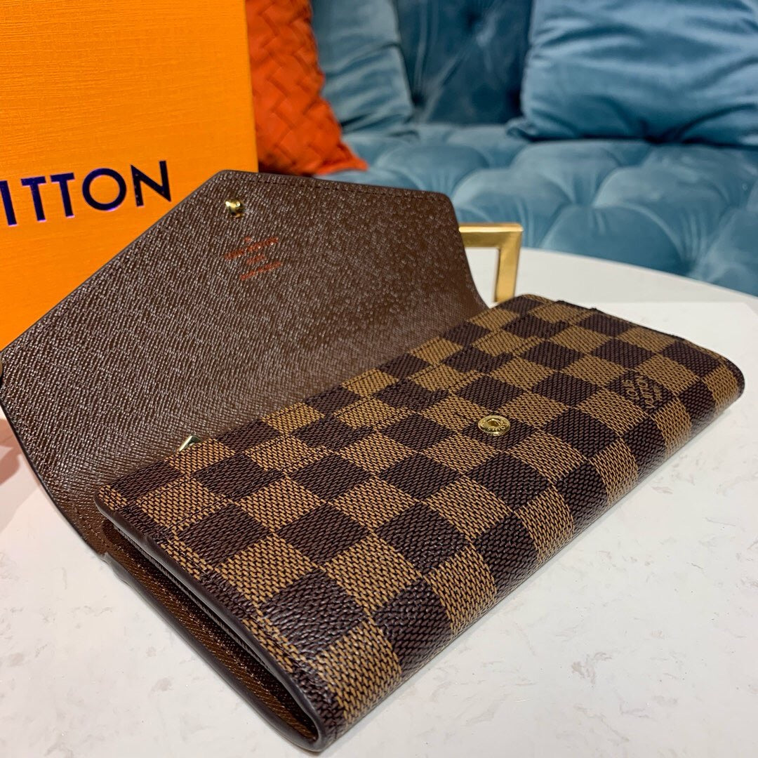 Sarah Wallet