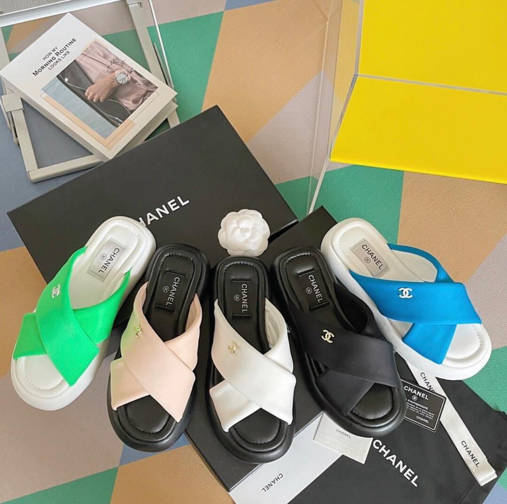 CC Leather Sandals