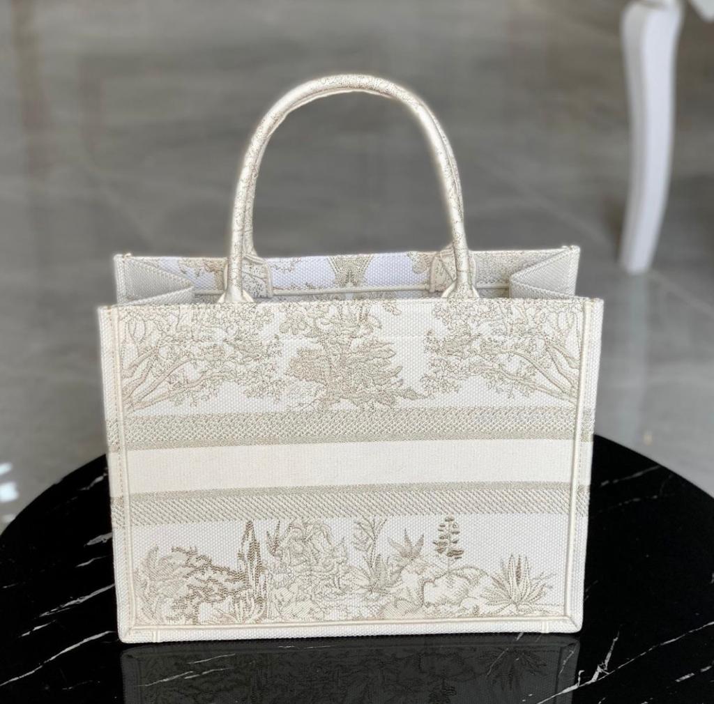 Book Tote