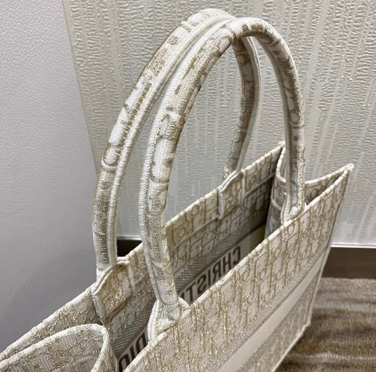 Medium Book Tote
