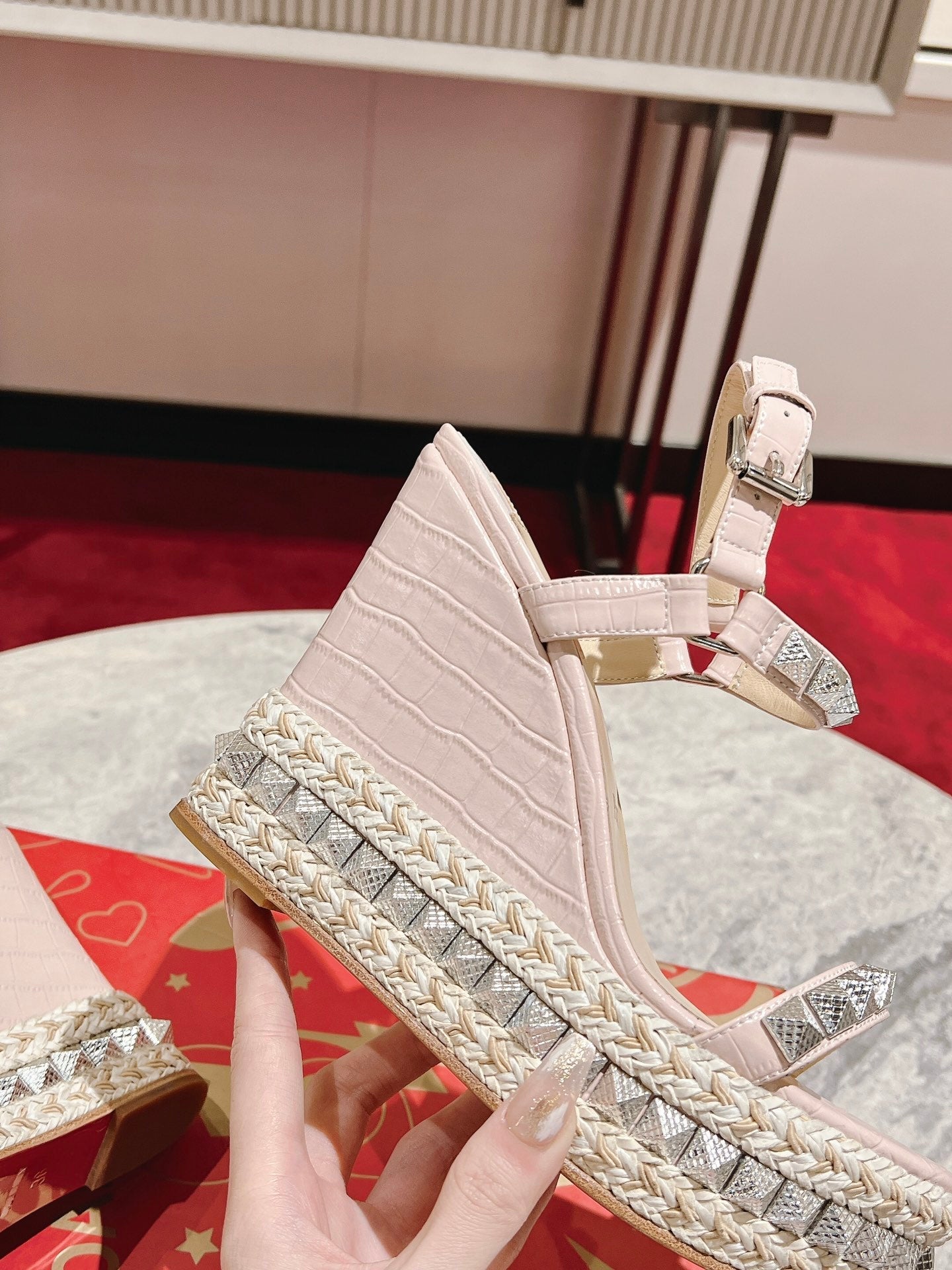 Pyraclou Wedges