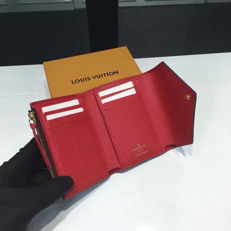 Victorine Wallet