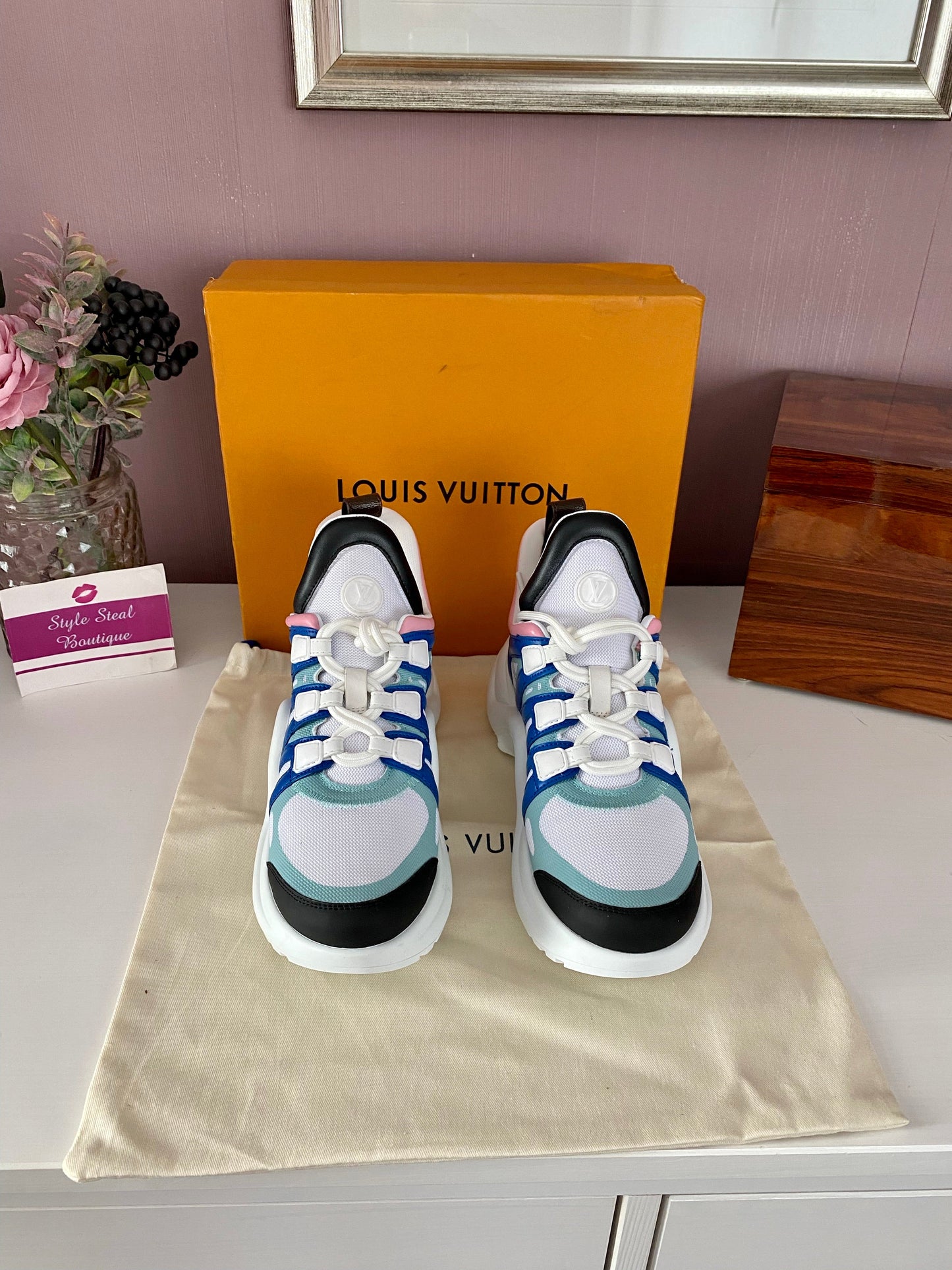 Archlight Sneaker