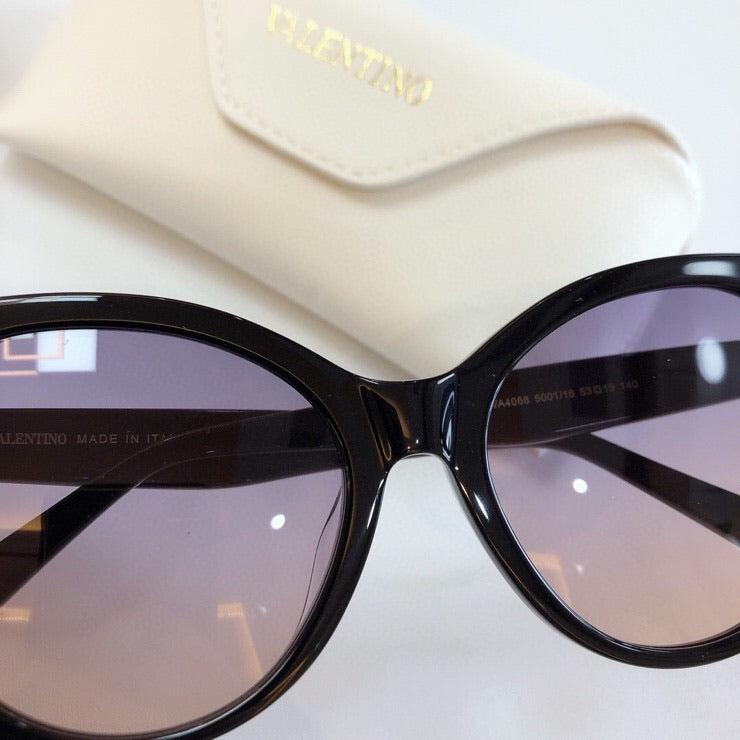 Rockstud Sunglasses