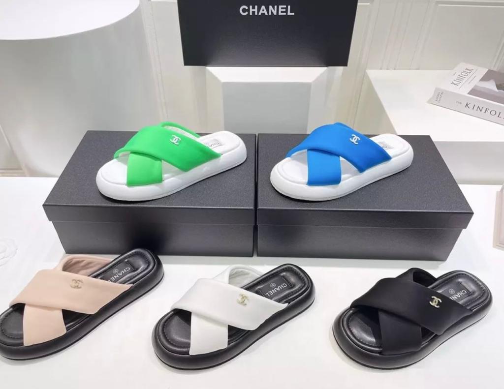 CC Leather Sandals