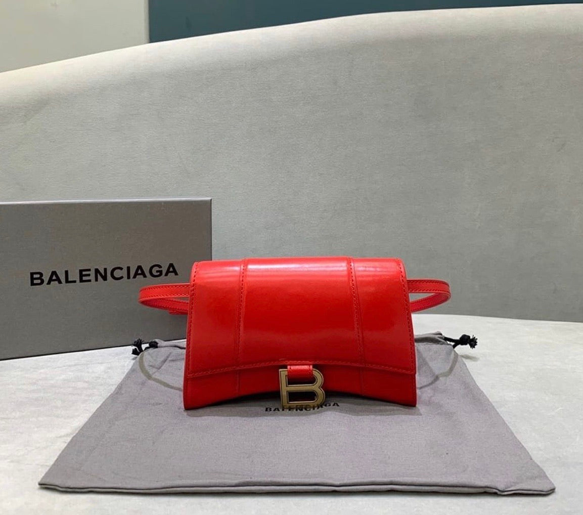 Hourglass Belt Bag