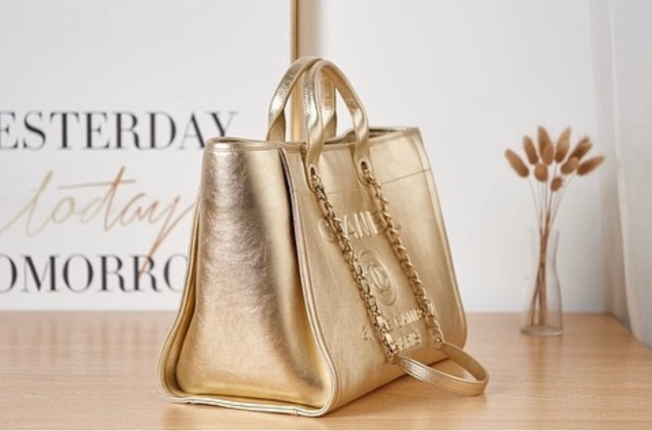 Deauville Leather Tote