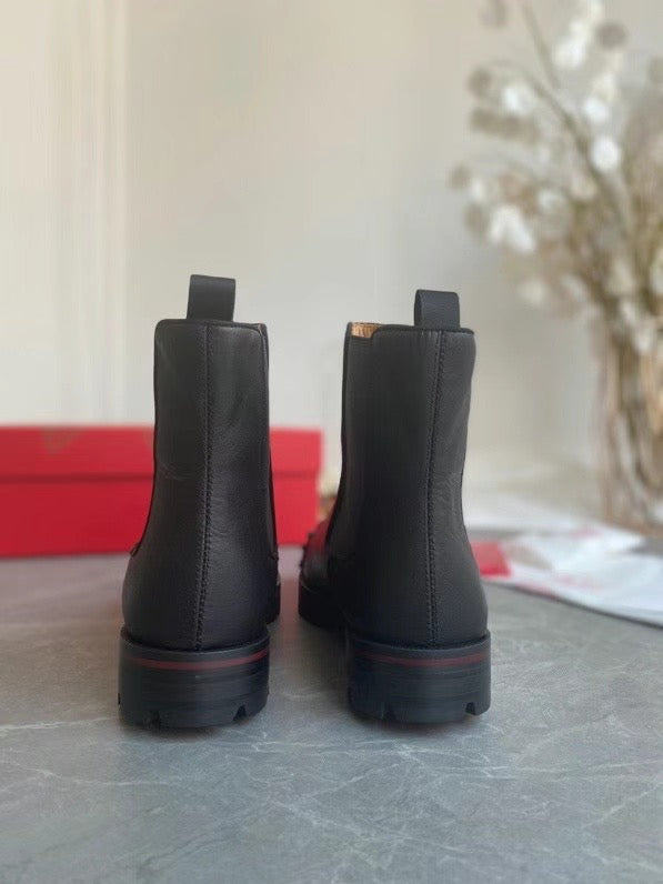 Stud Chelsea Boots