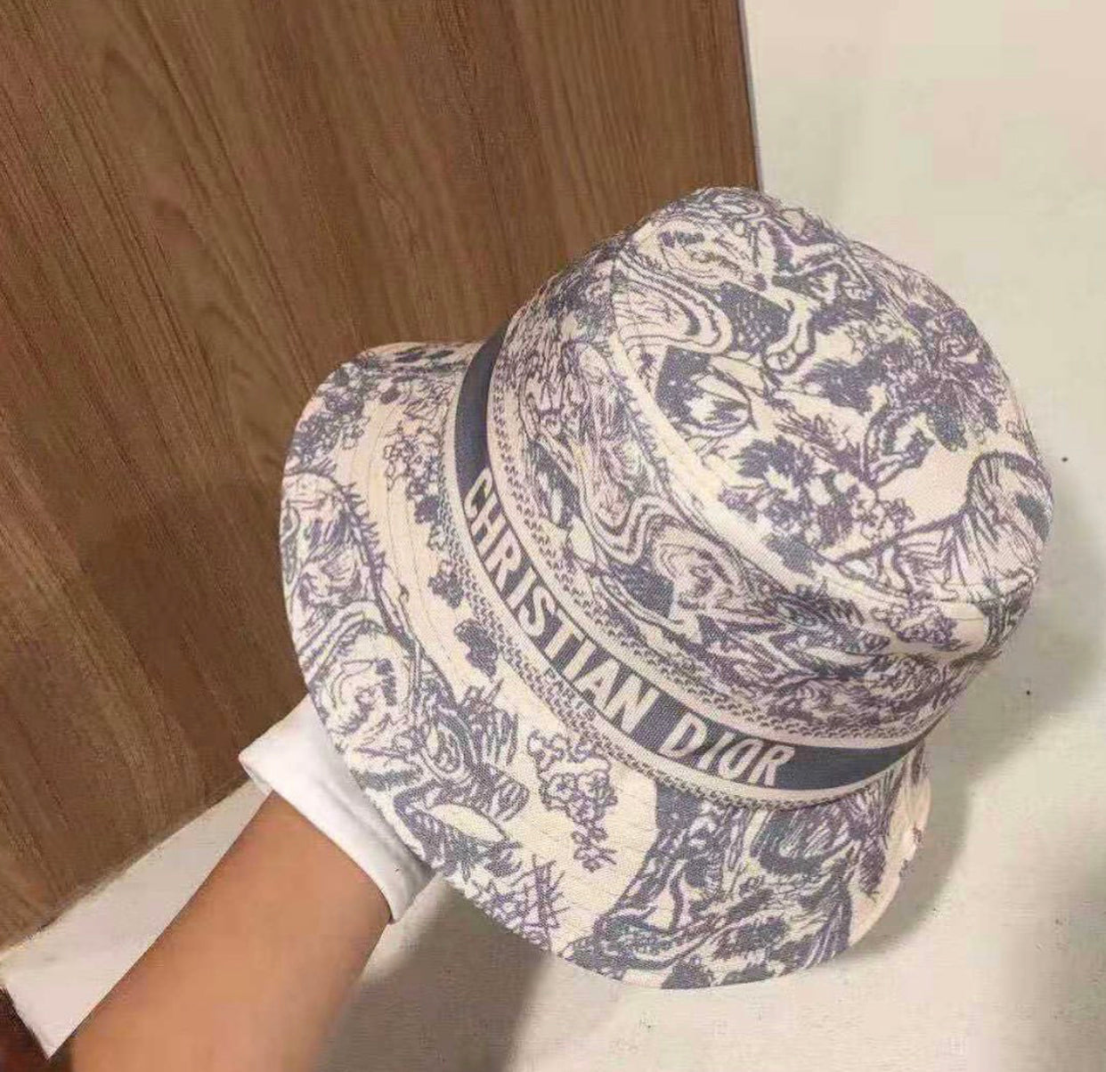 Bucket Hat