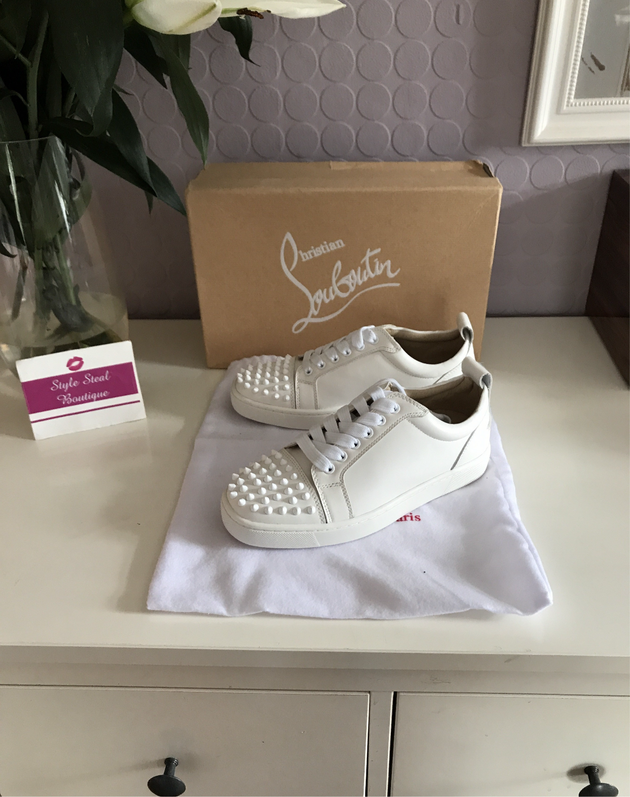Louis Spikes Womens
