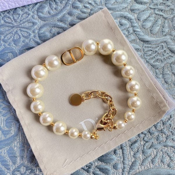 CD Pearl Bracelet
