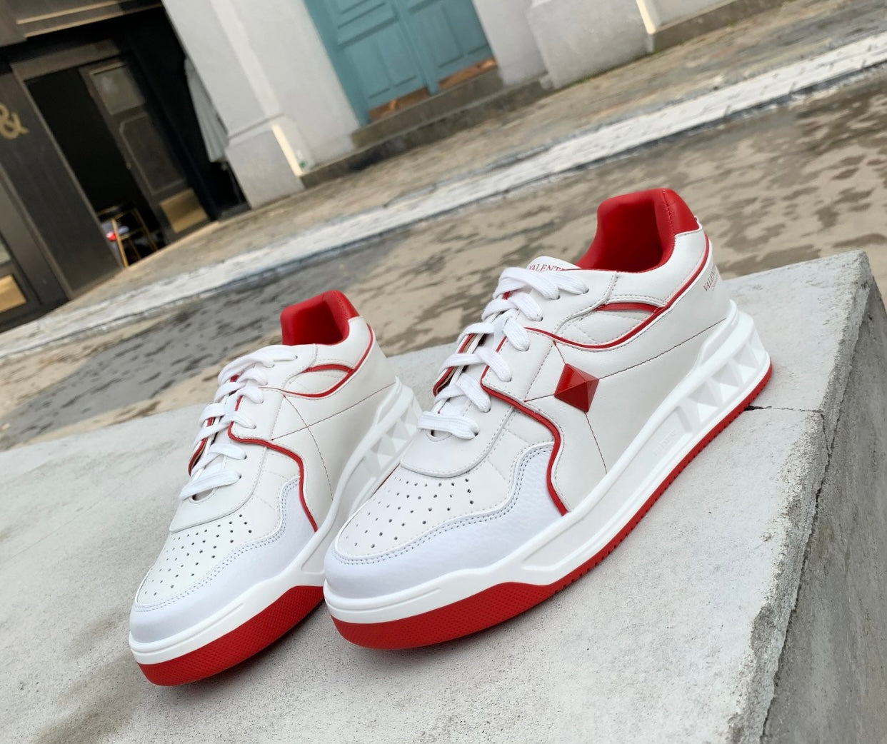 One Stud Trainers