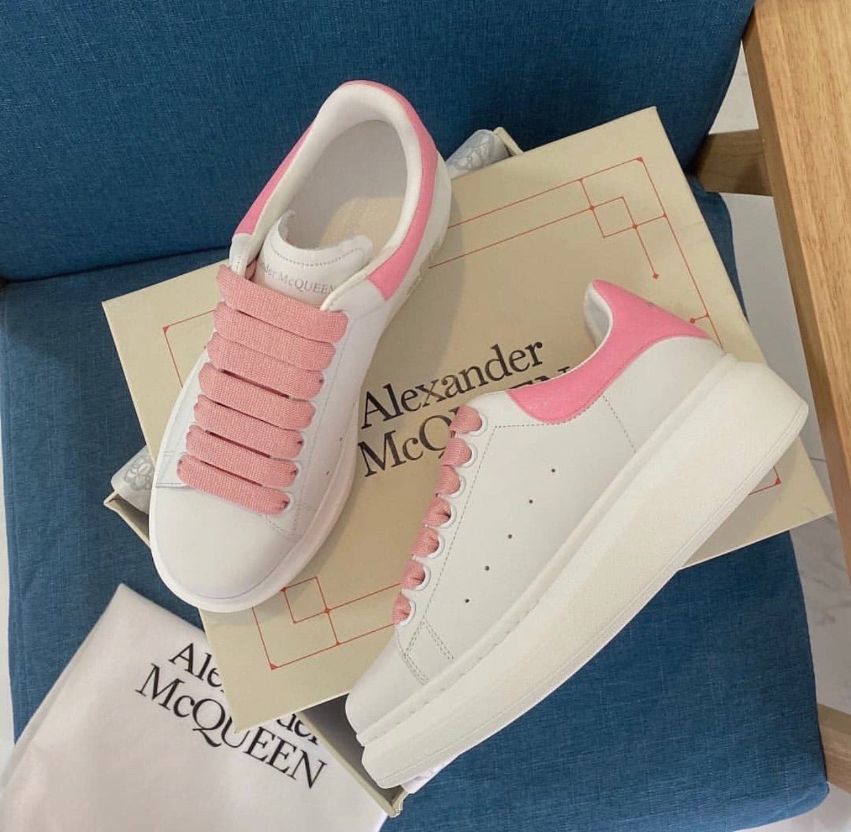 Oversized Sneaker