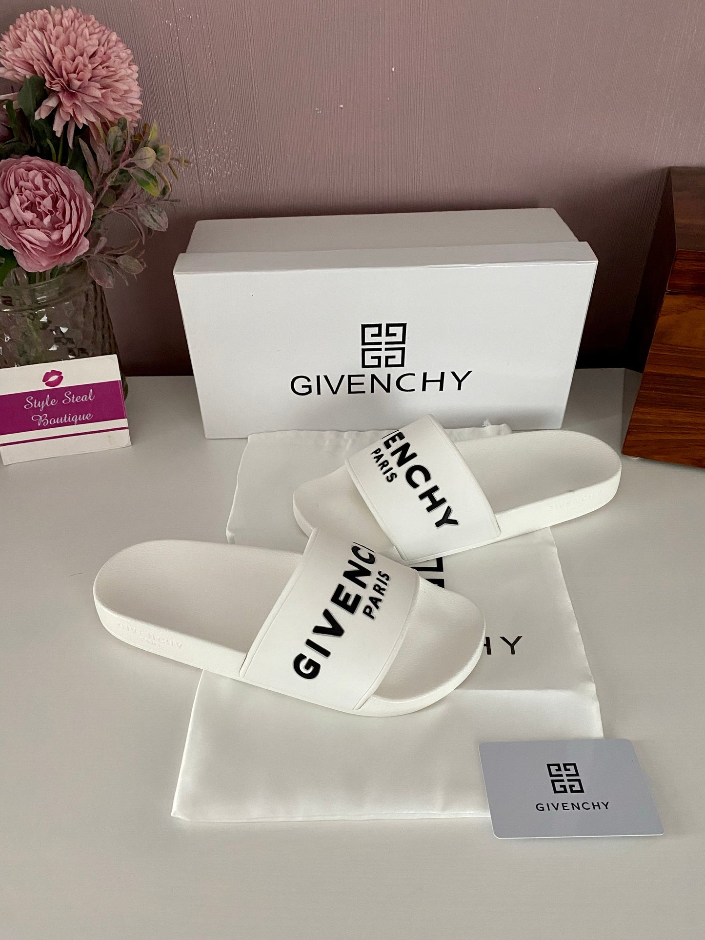 Logo Slides
