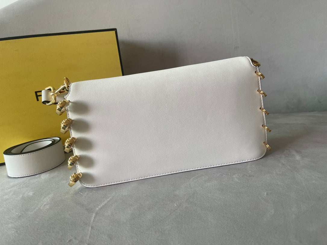 Brooch Baguette