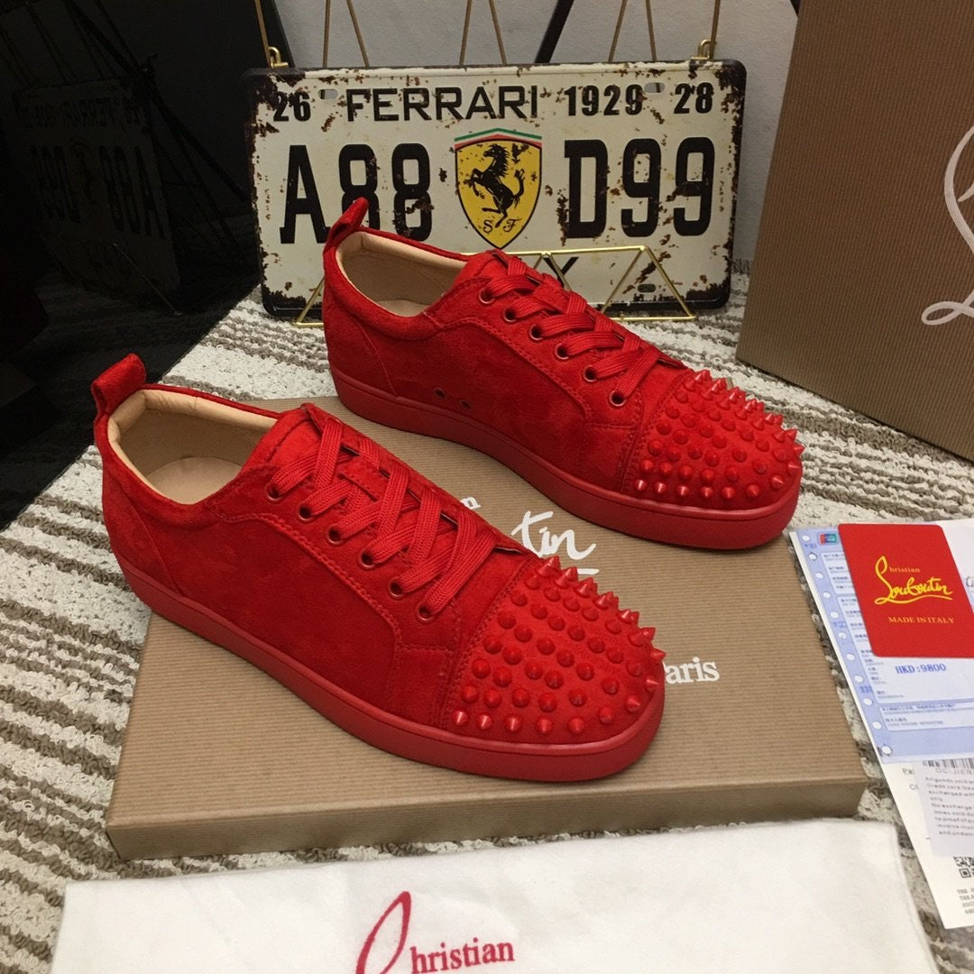 Louis Spikes Womens