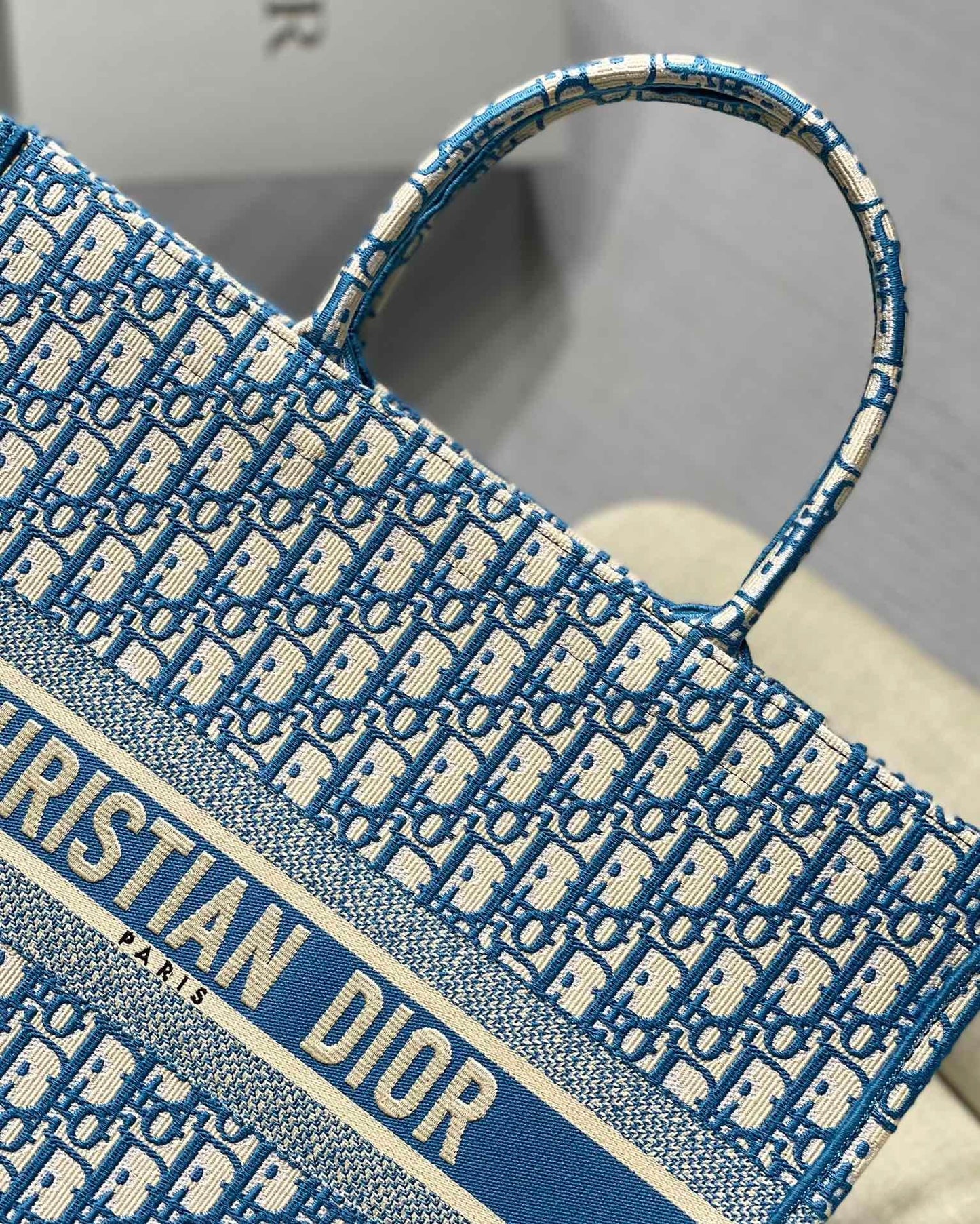 Book Tote