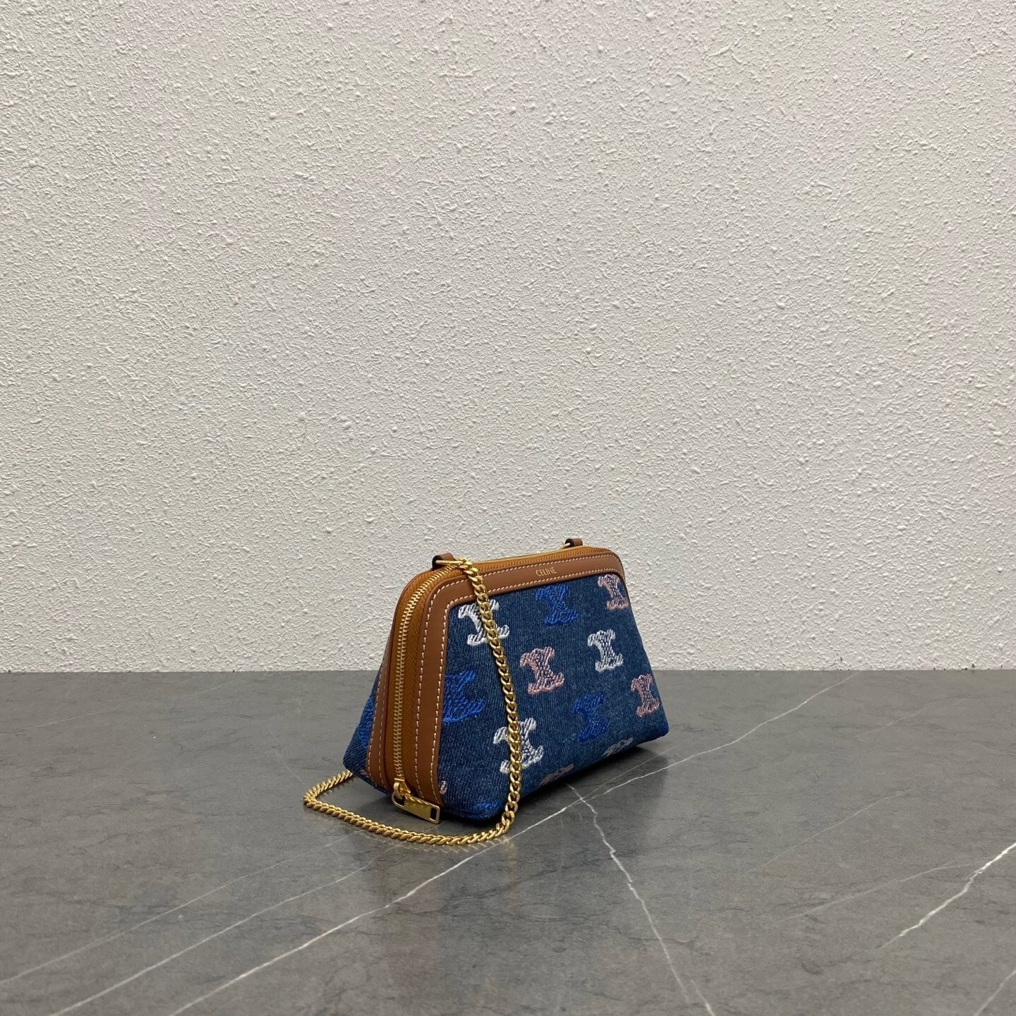 Triomphe Clutch