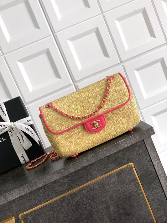 Raffia Classic Flap