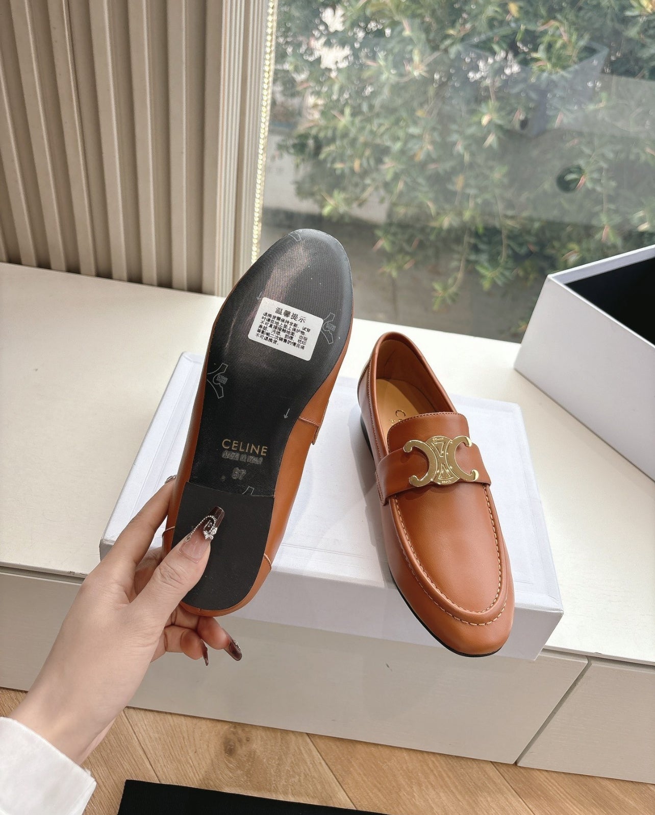Triomphe Loafers