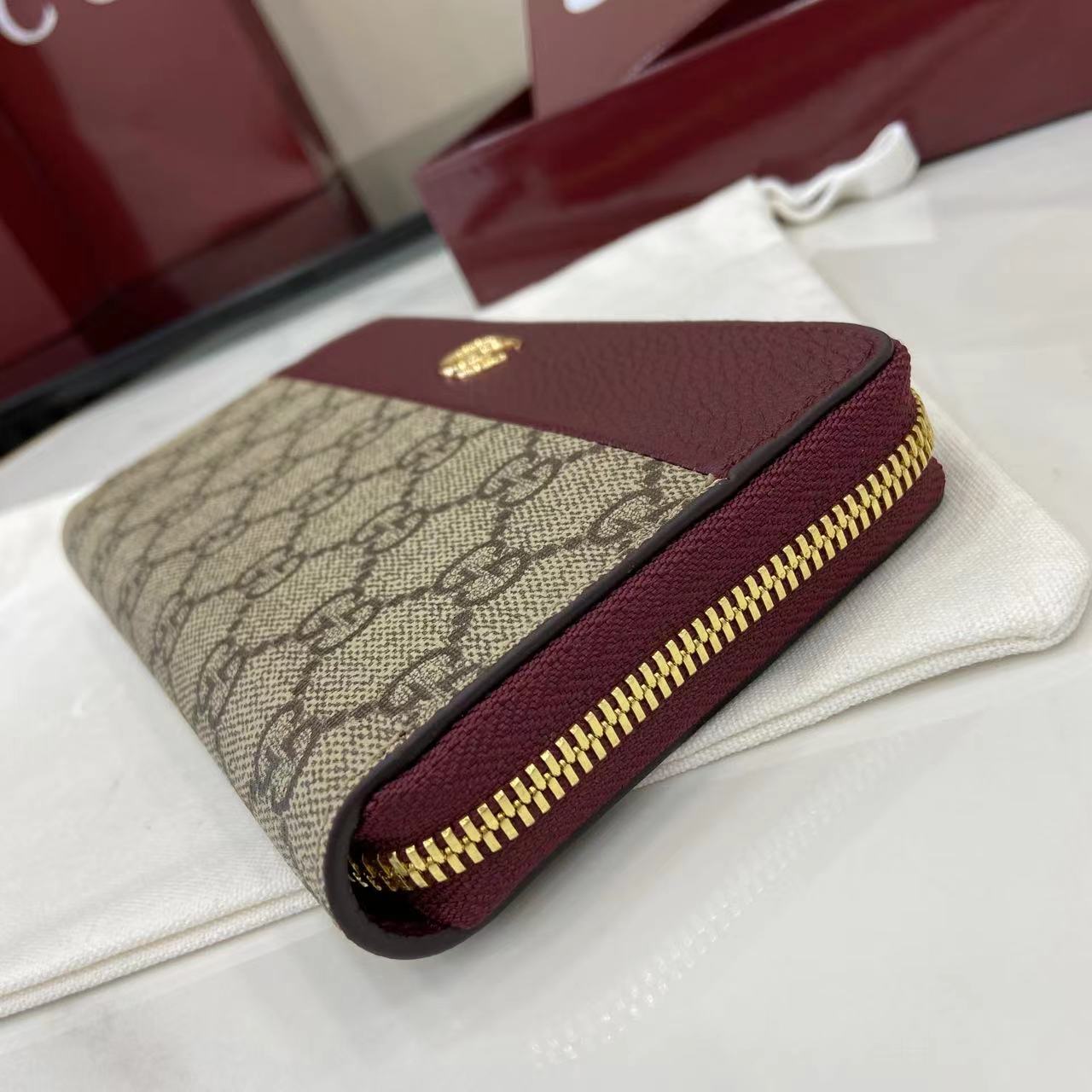 Zippy Wallet