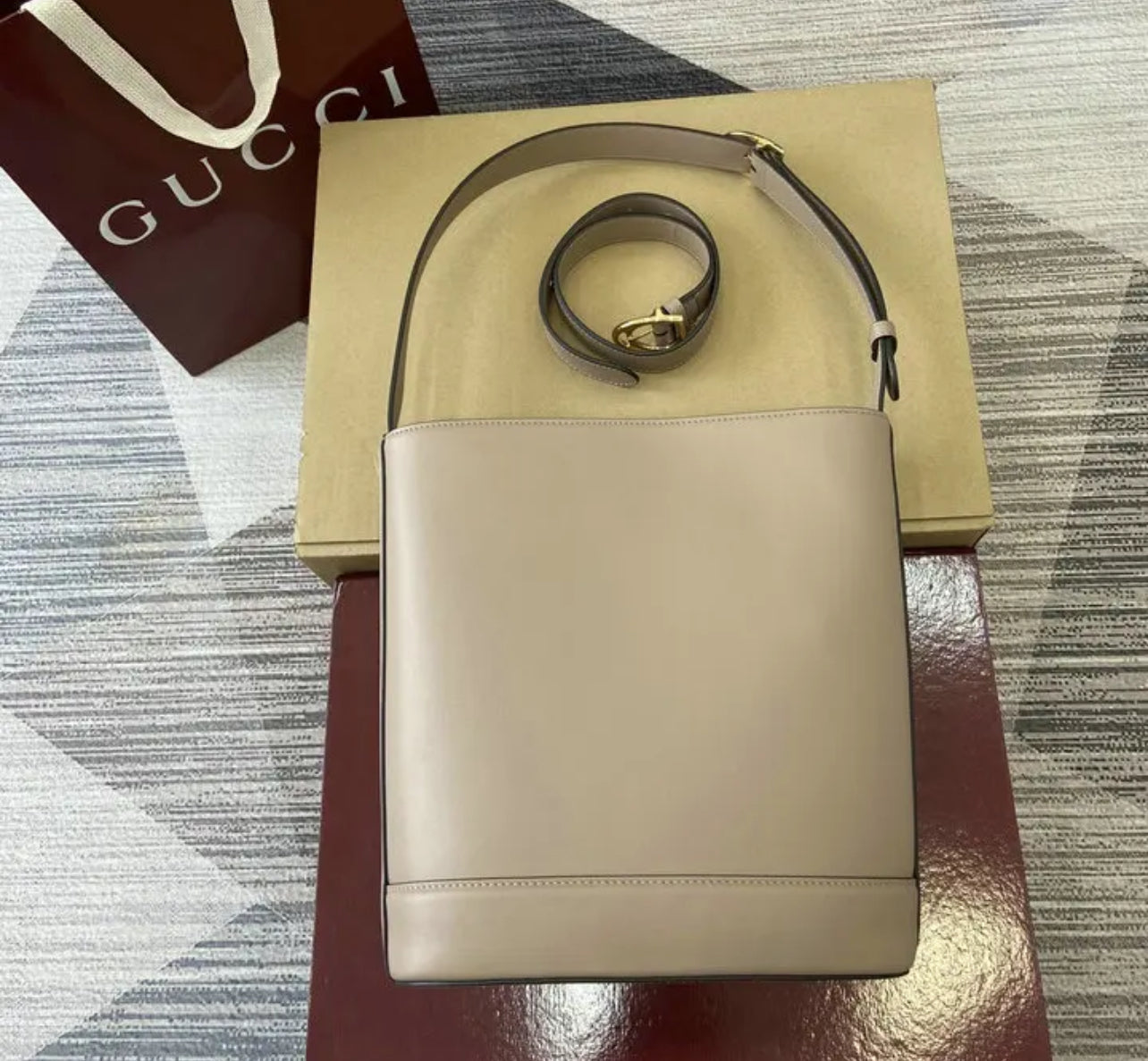 Medium Bucket Bag