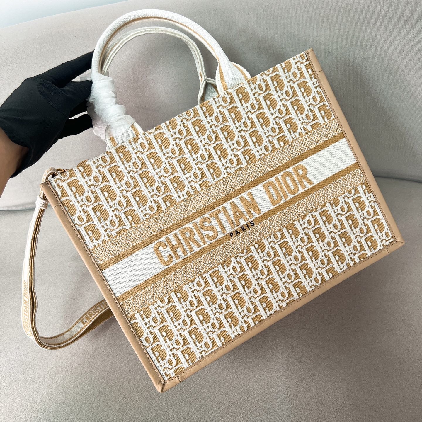 Medium Book Tote