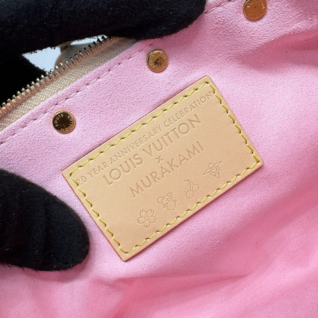 Pochette Accessories