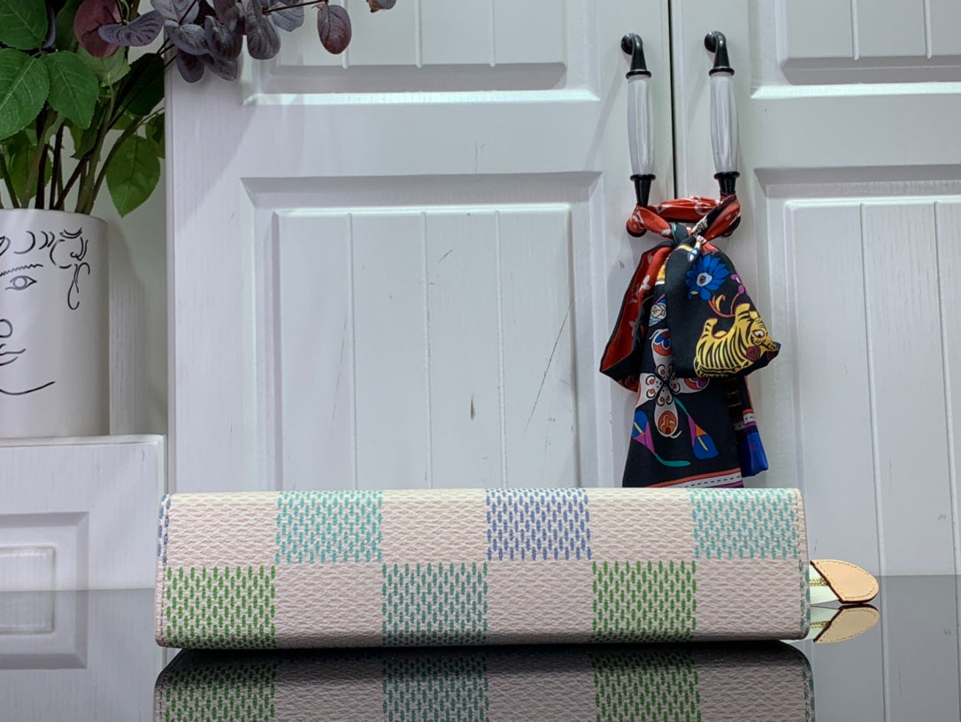 Toiletry Pouch 26