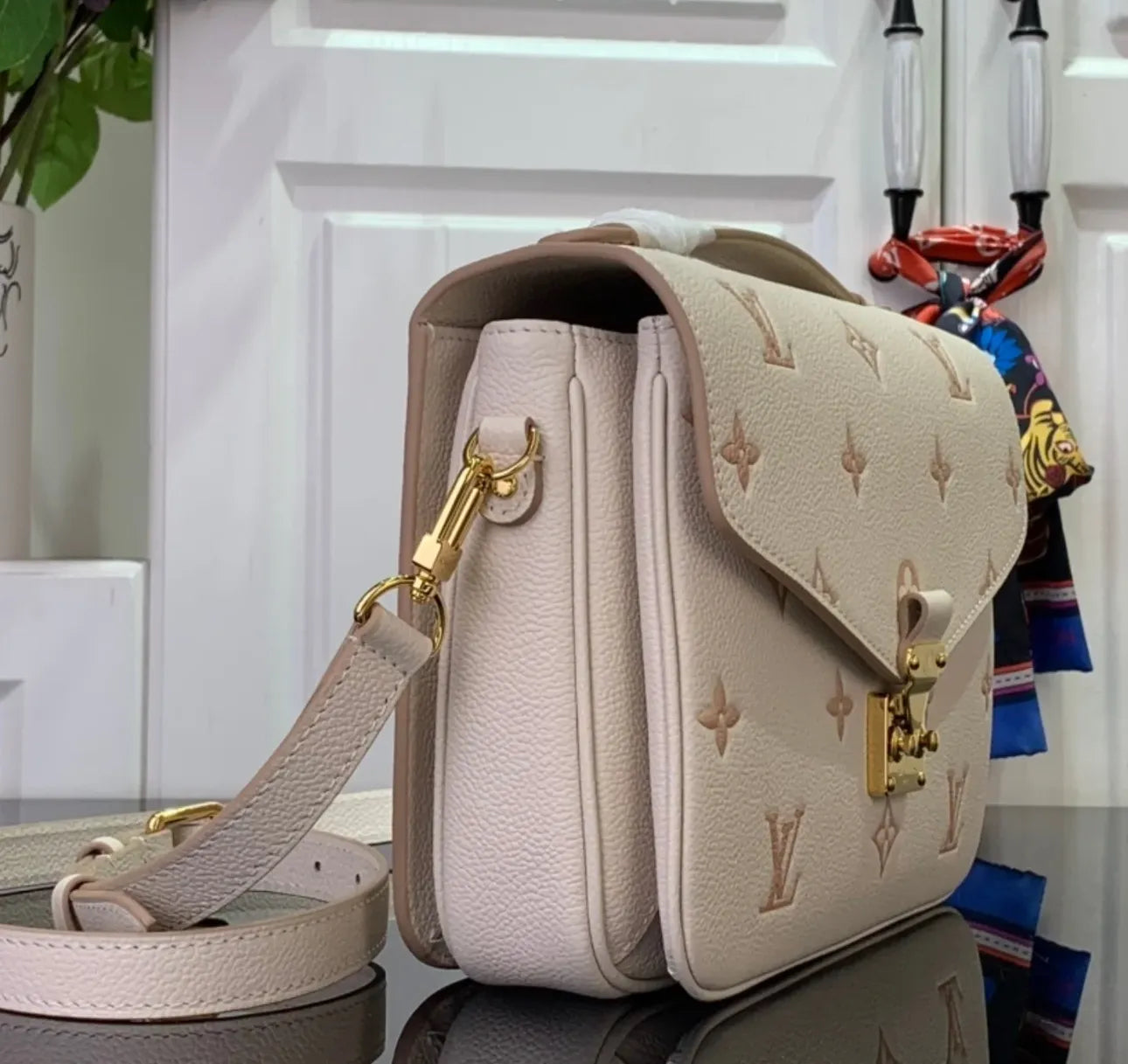 Pochette Metis