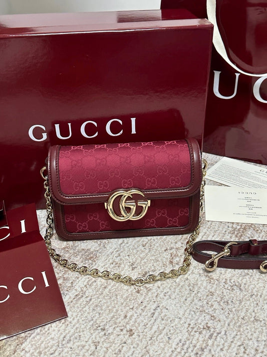 Go Shoulder Bag