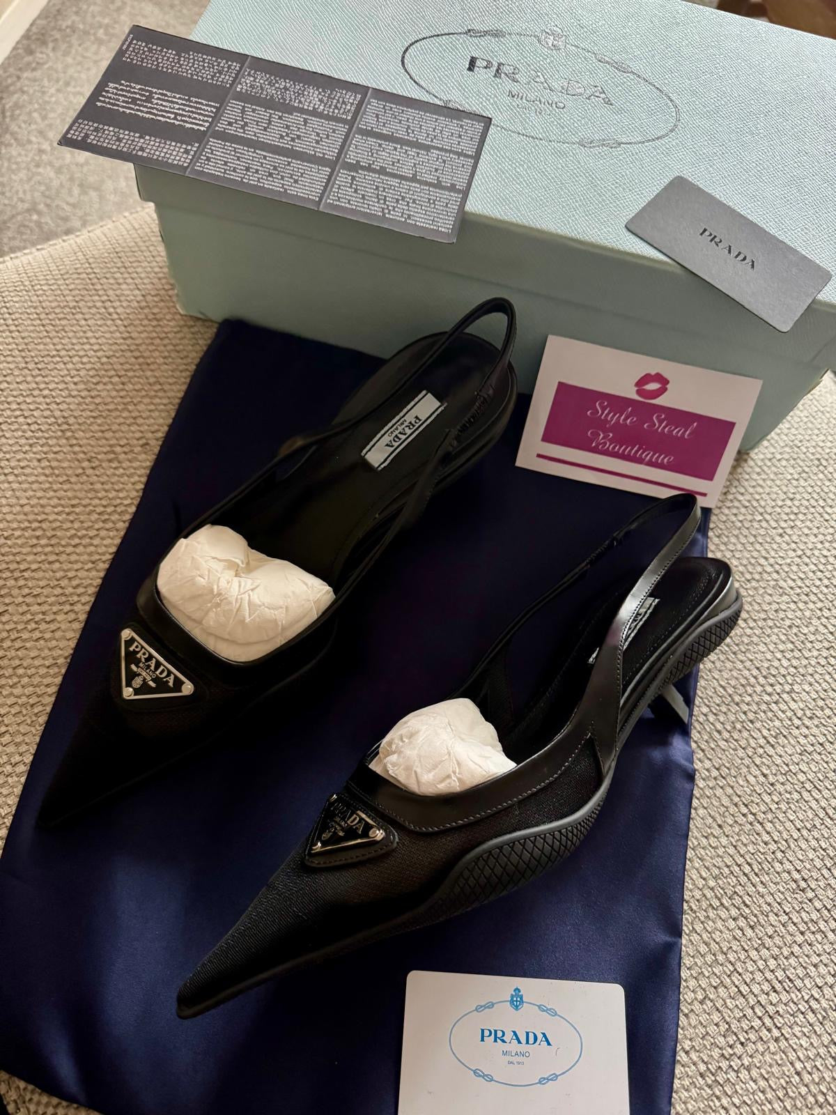 Logo Mesh Pumps