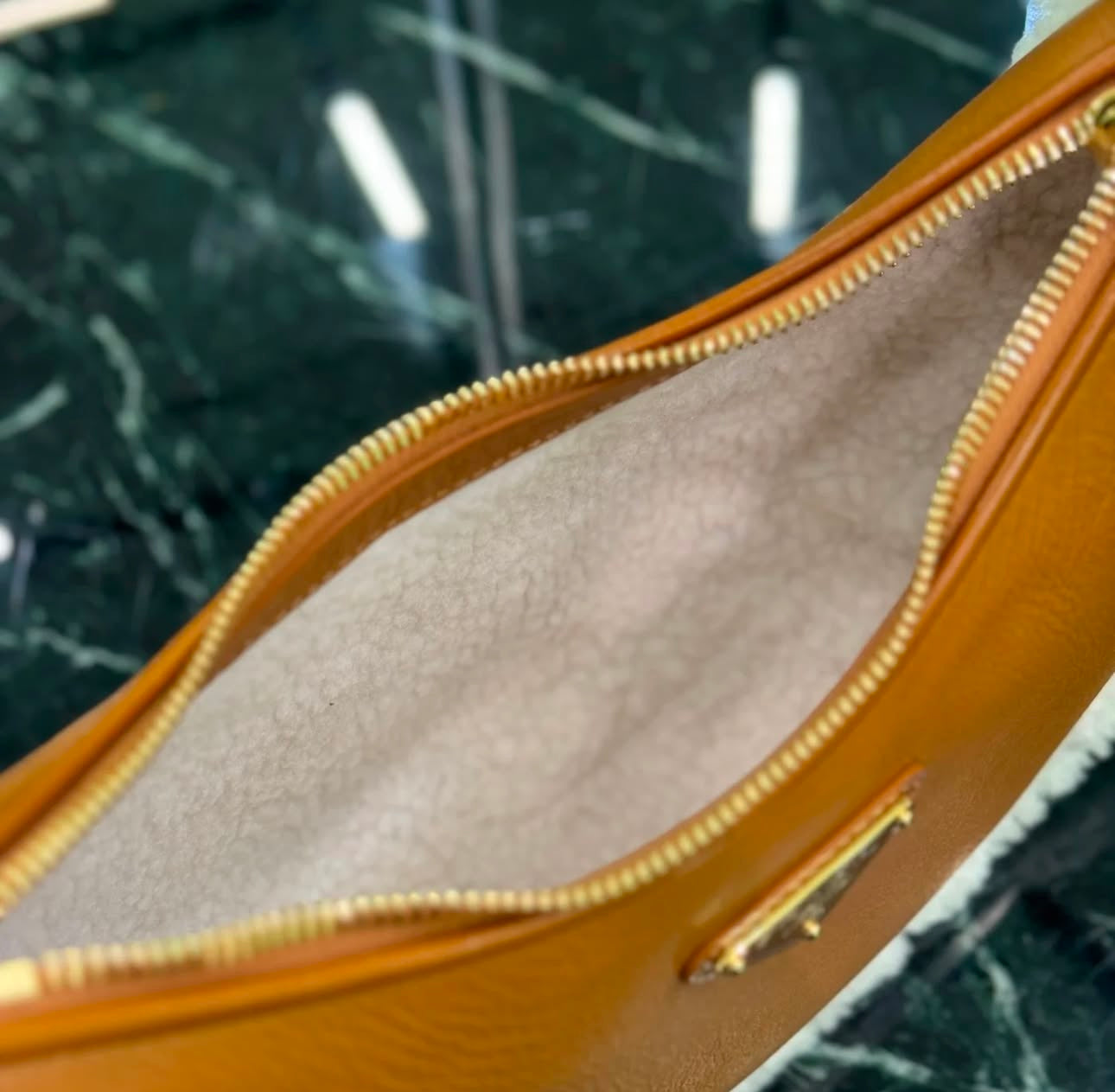 Arque Shoulder Bag
