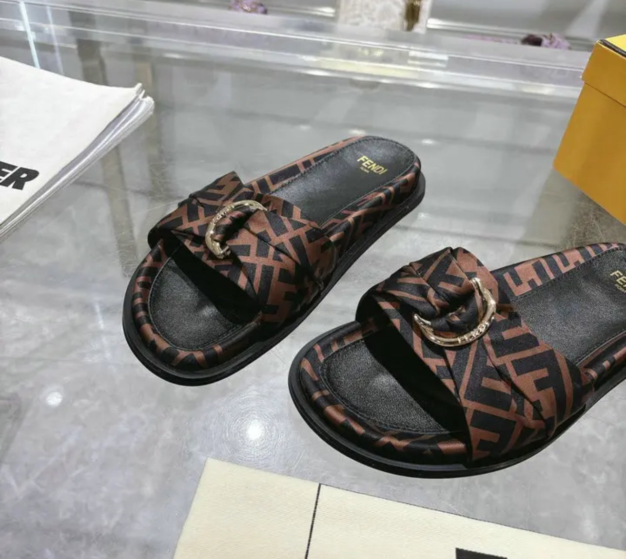 Feel Sandals