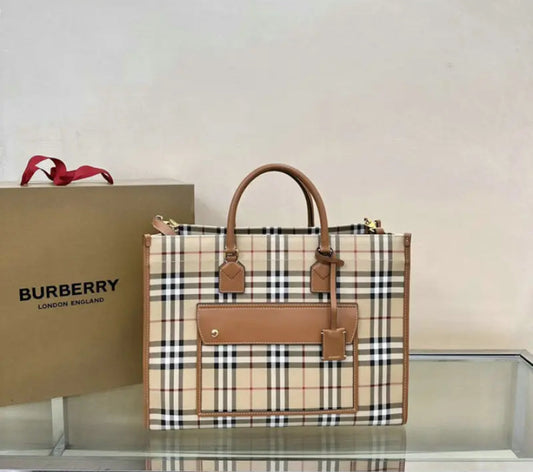 Freya Tote