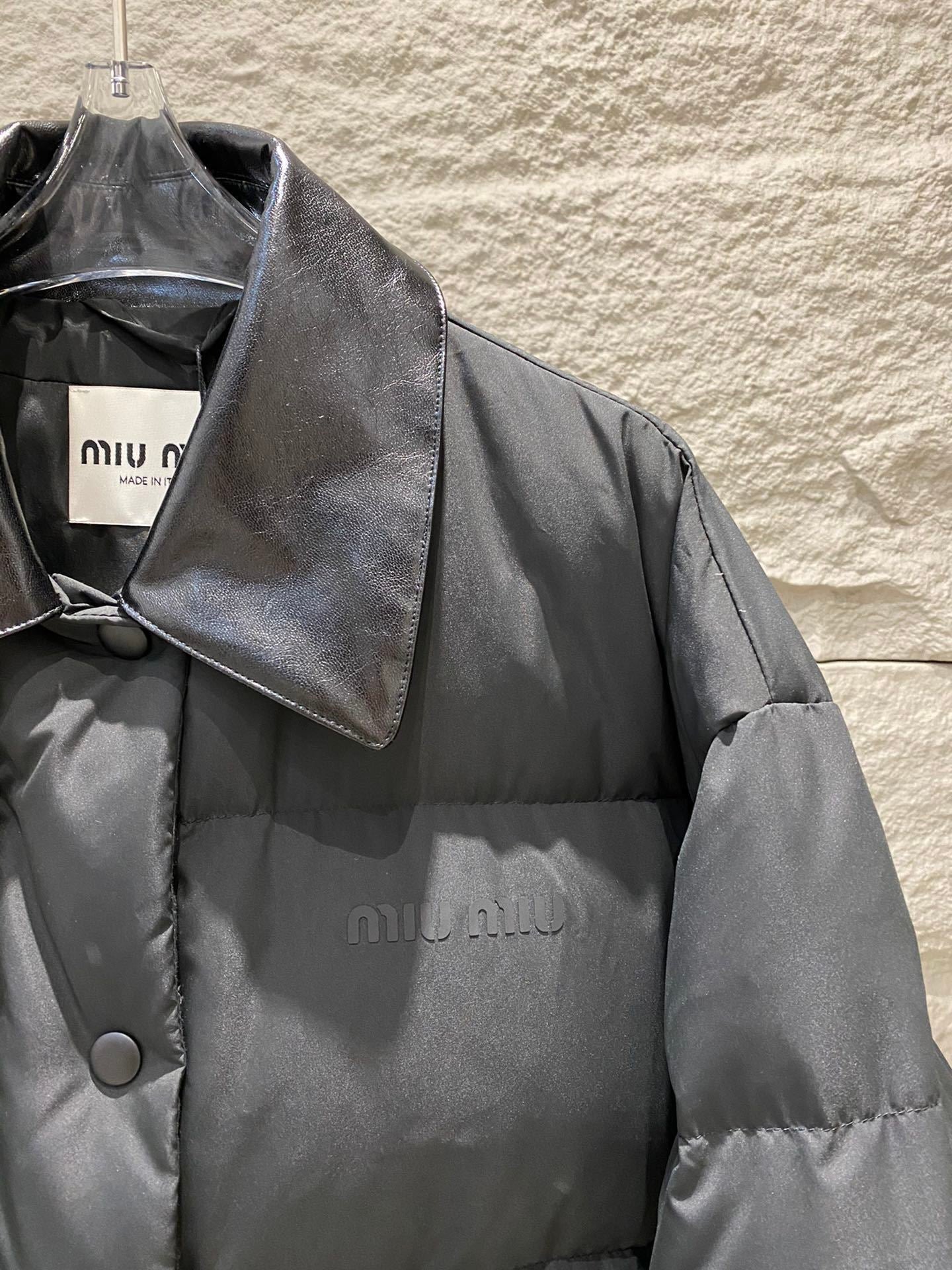 Logo Jacket