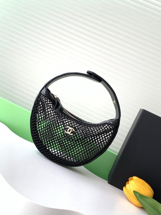 Moon Bag