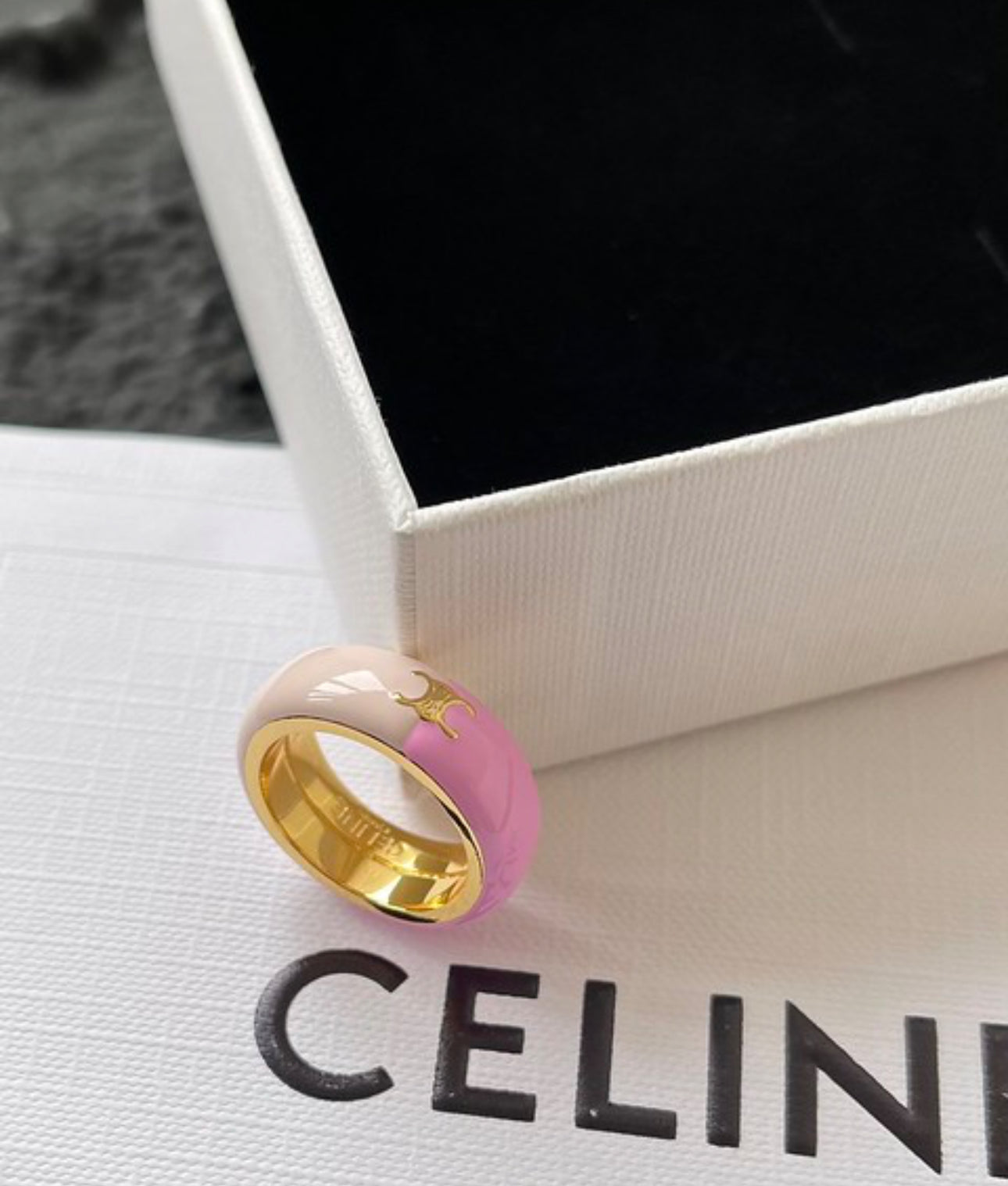 Logo Ring