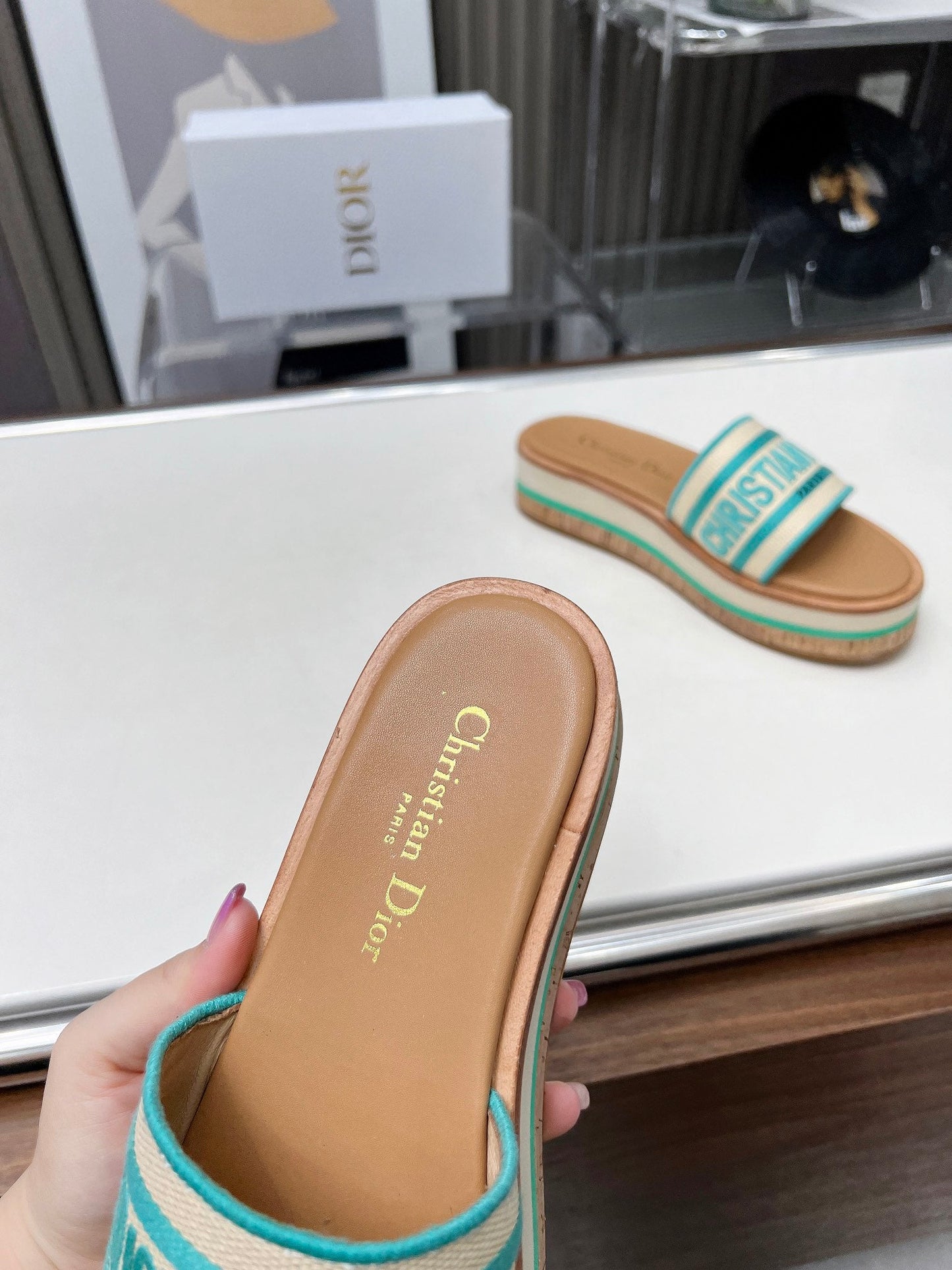Dway Slides