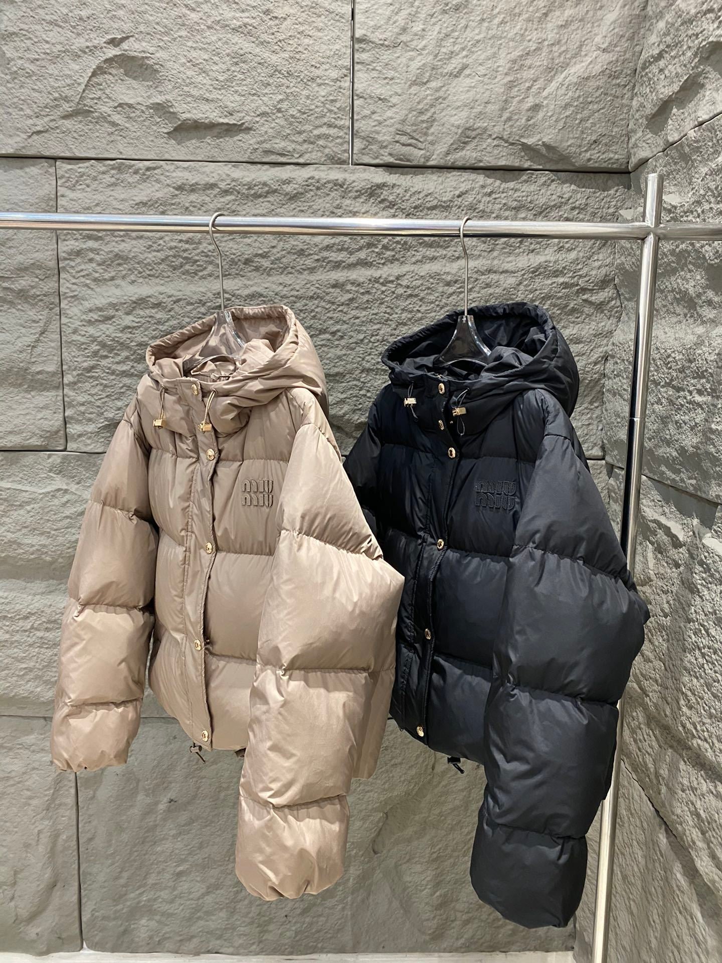 Logo Jacket