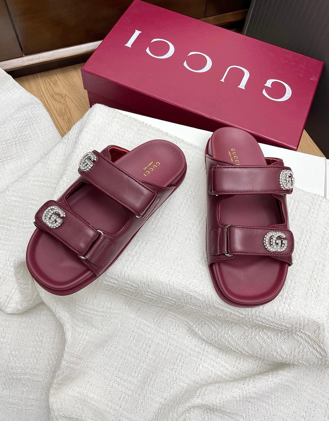 GG Sandals