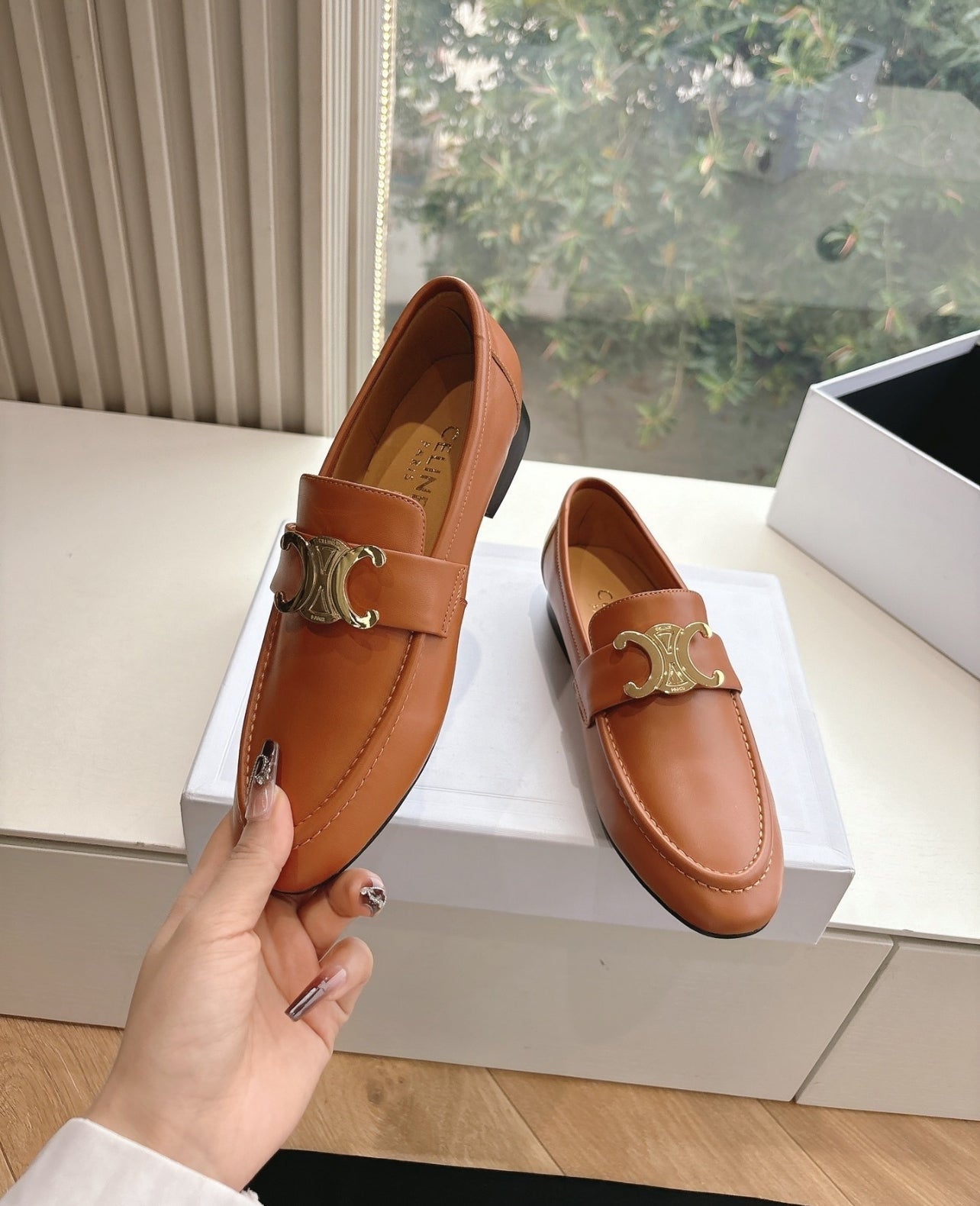 Triomphe Loafers