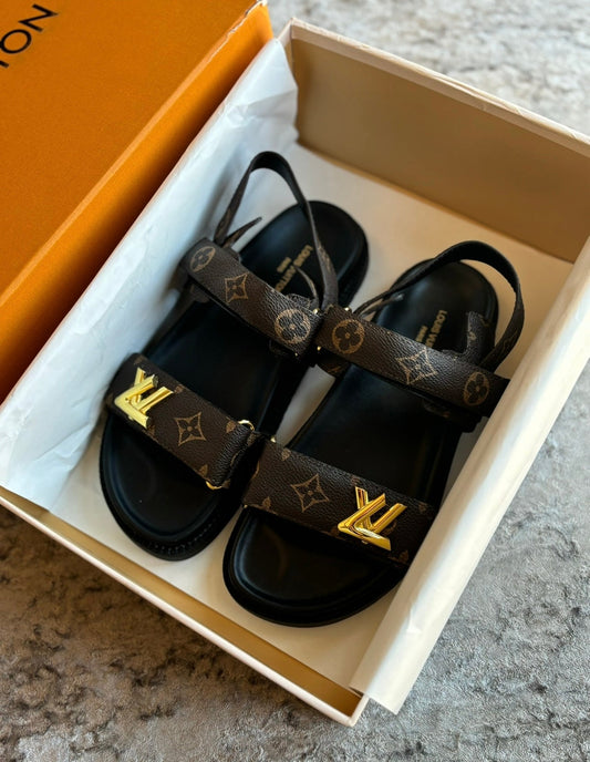 Black & brown sandals