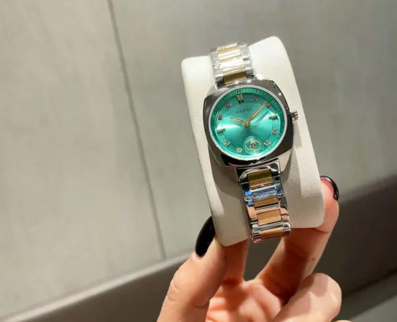 Interlocking Watch