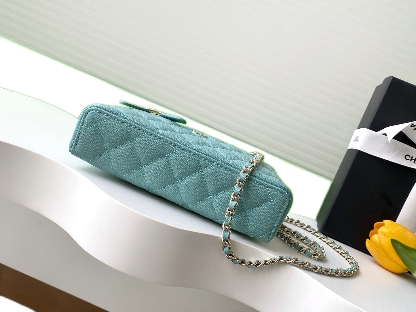 Trendy Vanity