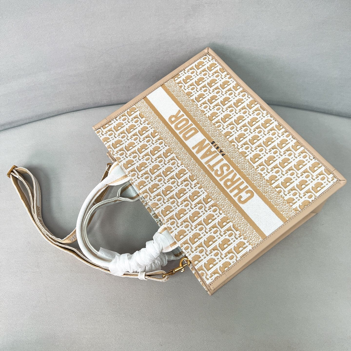 Medium Book Tote